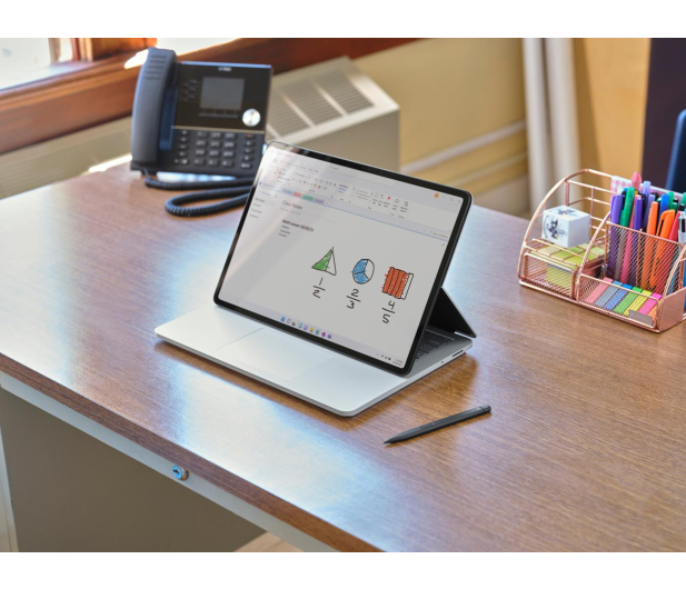 Microsoft Surface Laptop Studio i7/16GB/512GB/GeForce RTX - 715274 - zdjęcie 12